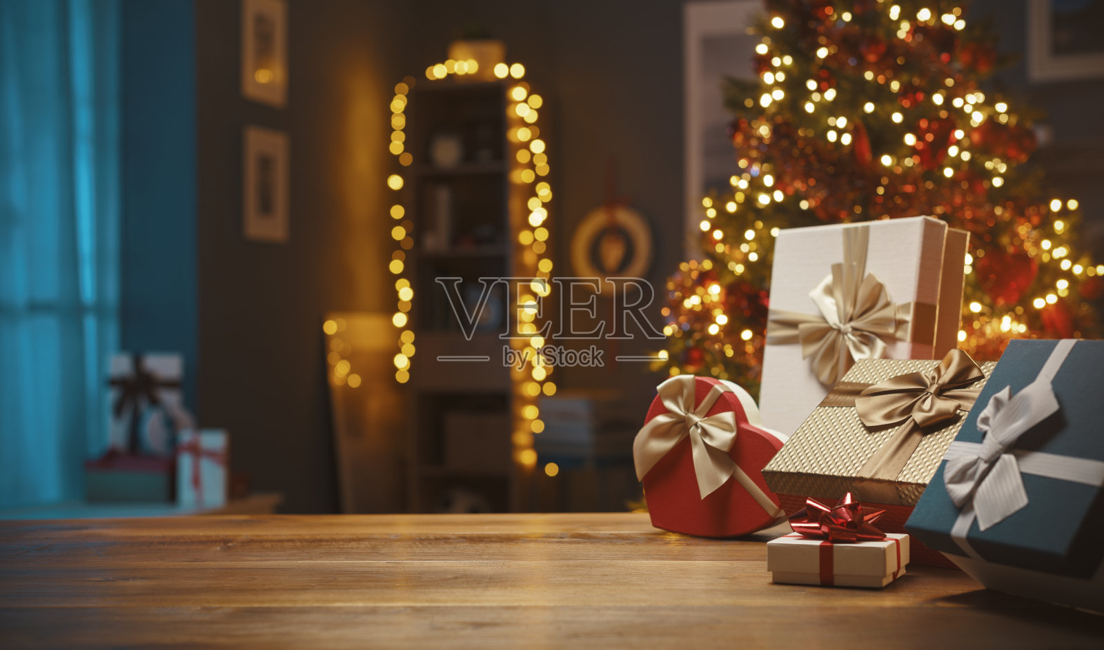 美麗的圣誕禮物和裝飾燈照片攝影圖片
