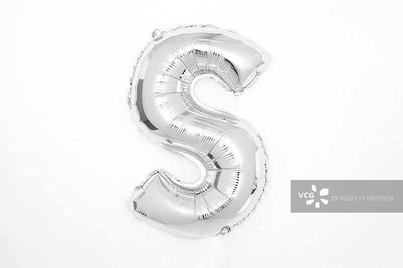 银色气球，文字"S"图片素材