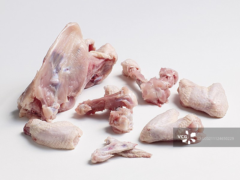 白色背景上的家禽尸体图片素材