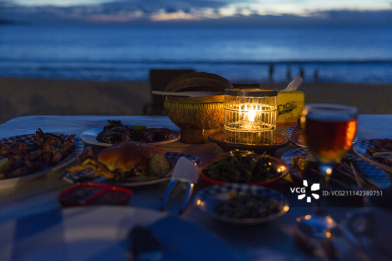 海边烛光晚餐图片素材