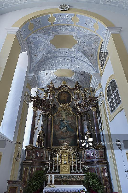 圣堂学院圣坛。三一，1724-1727年，班贝格，上弗兰科尼亚，巴伐利亚，德国，欧洲图片素材