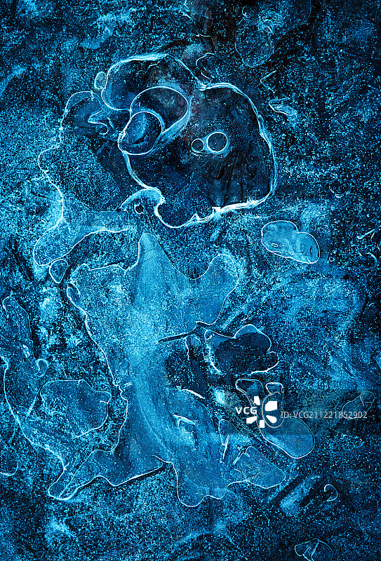 抽象表面的冰冻水面图片素材