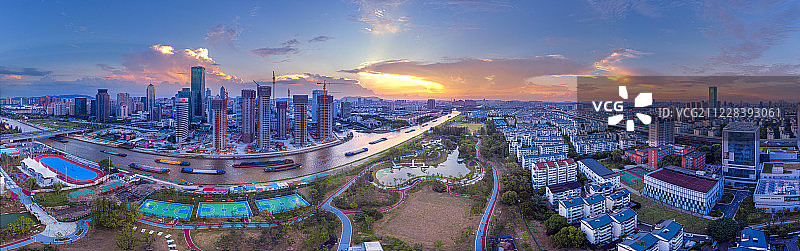 江苏运河两畔城市风光图片素材