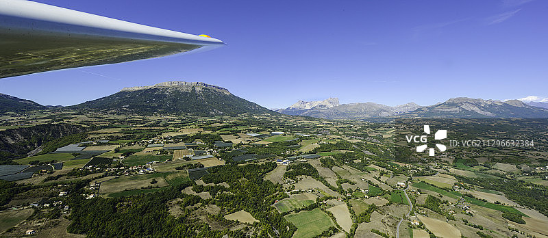 从飞机上看到的风景，Tallard，法国图片素材