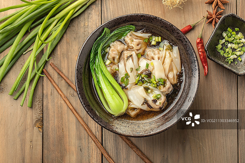 中国传统美食鲜肉小馄饨图片素材