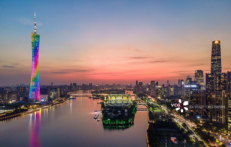 黄昏夜景航拍广州珠江城市天际线建筑旅游旅行经济商务金融区图片素材