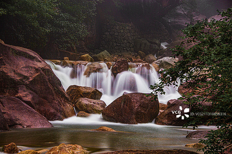 黄山温泉谷瀑布图片素材