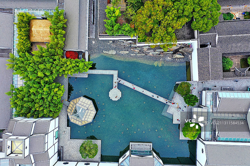 鸟瞰江苏省苏州市苏州博物馆的建筑结构图片素材