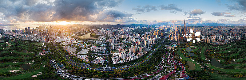航拍深圳城市天际线全景图图片素材