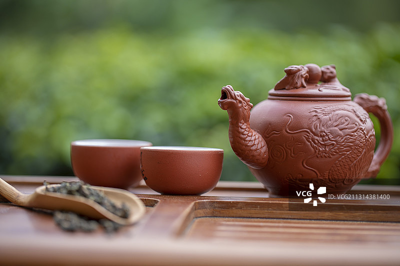 中国茶壶和茶杯富有禅意图片素材