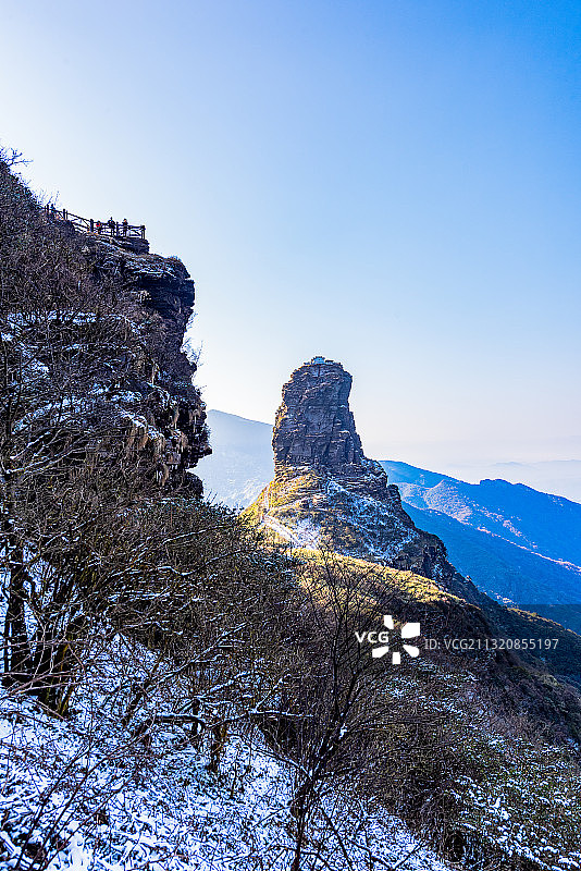 贵州铜仁梵净山冬季晴天美景图片素材