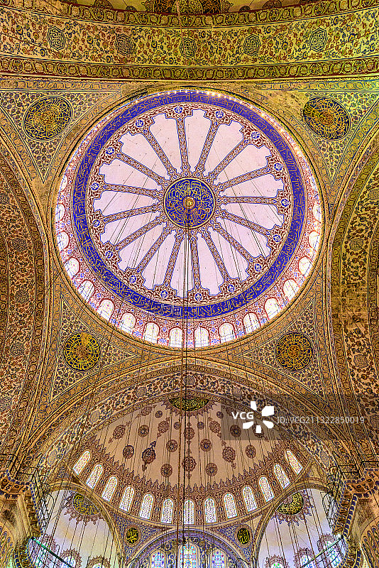 土耳其伊斯坦布尔蓝色清真寺苏丹艾哈迈德清真寺内景图片素材