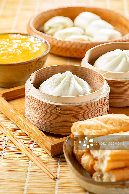 中式早餐包子油条粥图片素材