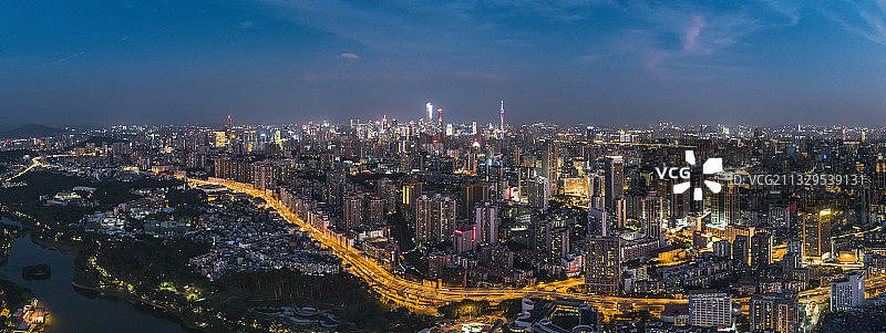 广州日落城市天际线全景图片素材