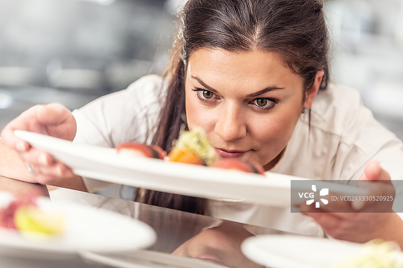 女性在专业烹饪领域有平等的机会图片素材
