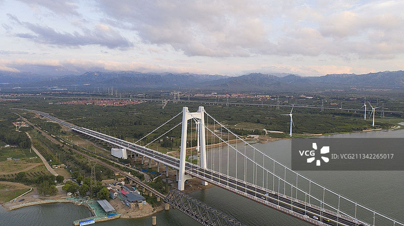 北京延庆官厅水库怀来大桥航拍公路交通桥梁图片素材