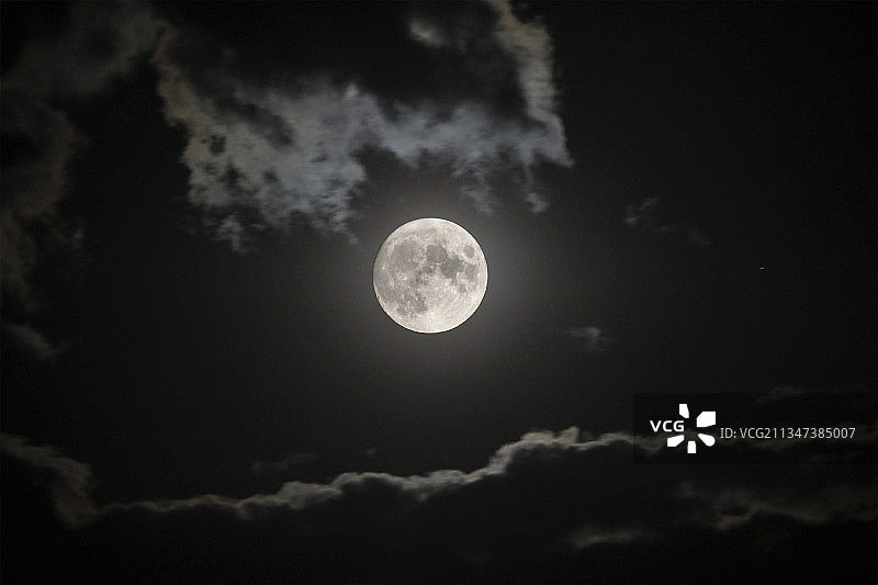 满月,意大利阿布鲁佐图片素材