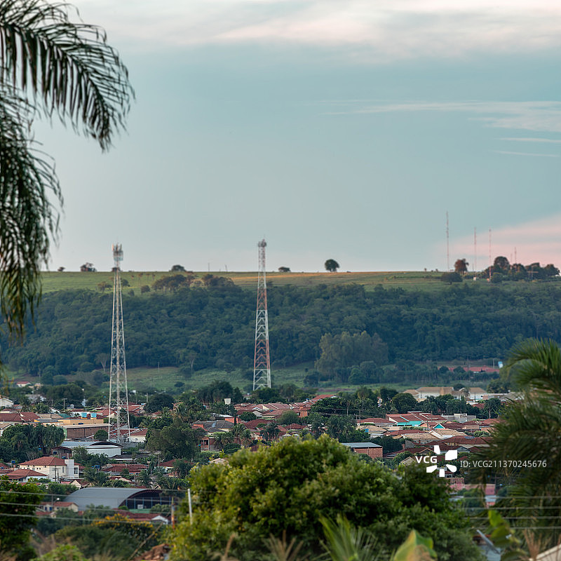 早上巴西城市卡西尔迪亚的特写图片素材