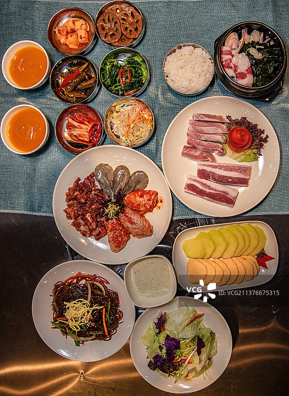 韩国烤肉摆盘图片素材