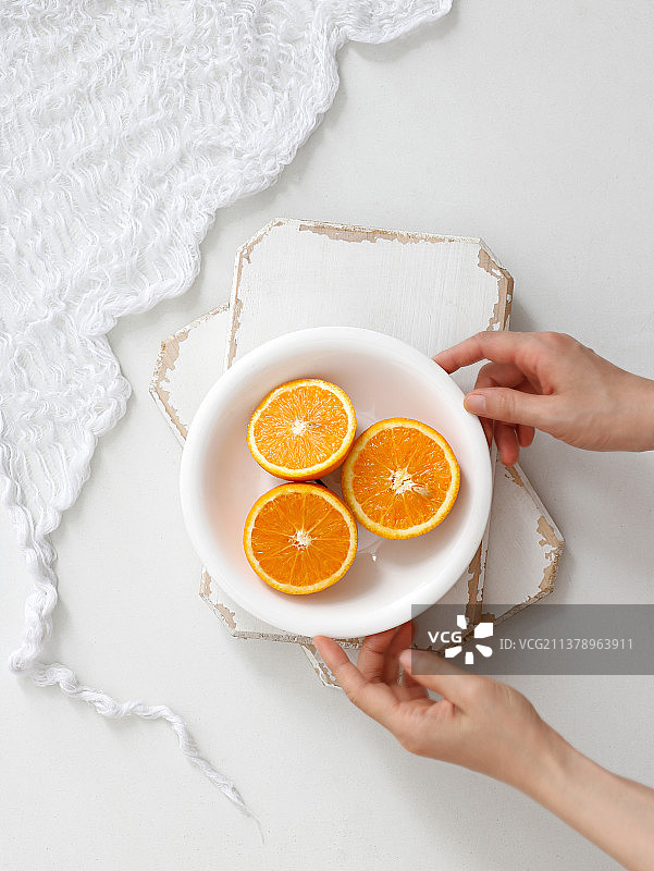 白色背景上的水果橙子图片素材