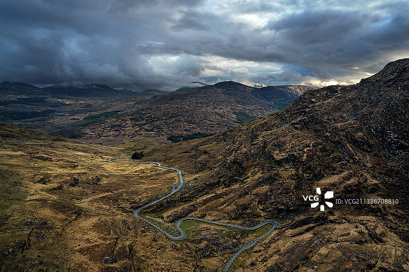 高角度的景观对天空，Muckross，爱尔兰图片素材