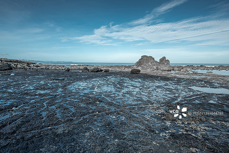 海滩火山玄武岩地貌图片素材