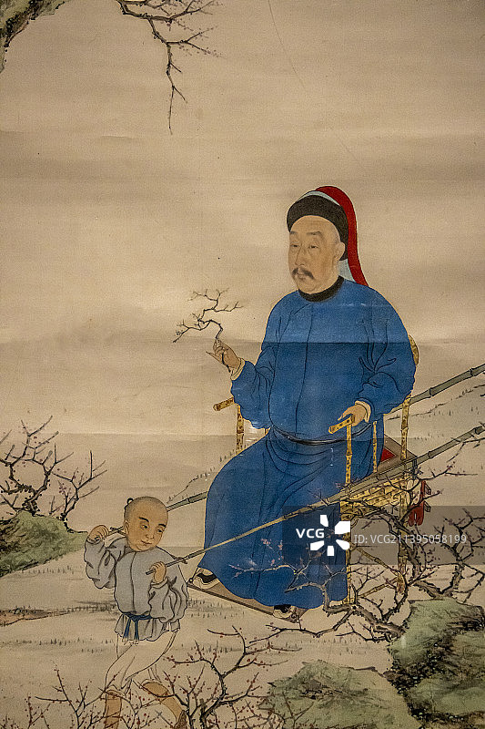 中国国家博物馆藏明清肖像画展：邓尉观梅图（清，佚名，纸本设色）图片素材