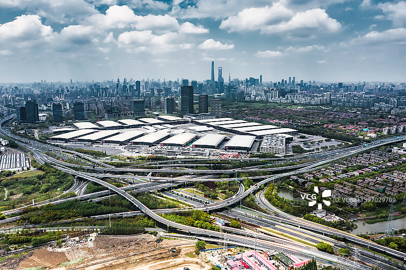 航拍上海新国际博览中心和张江立交桥图片素材