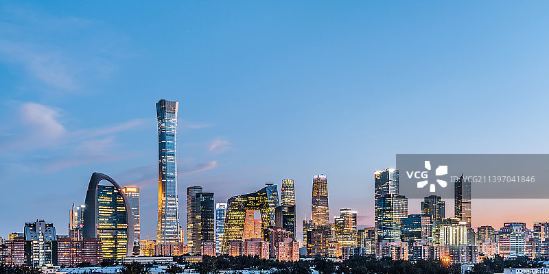 中国北京国贸CBD建筑群高视角夜景图片素材