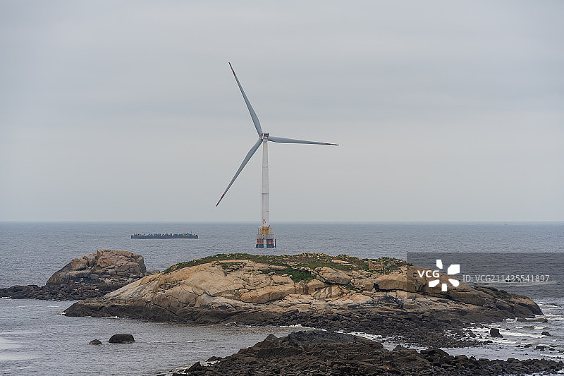 海上新能源风车发电图片素材