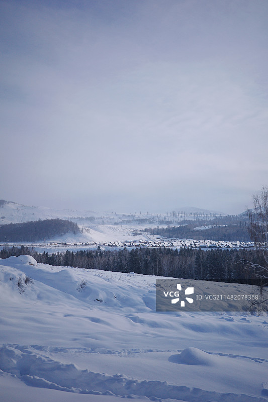 冬季群山对天景观图片素材