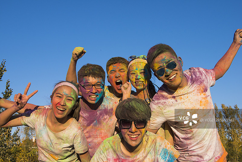 Friends at The Color Run图片素材