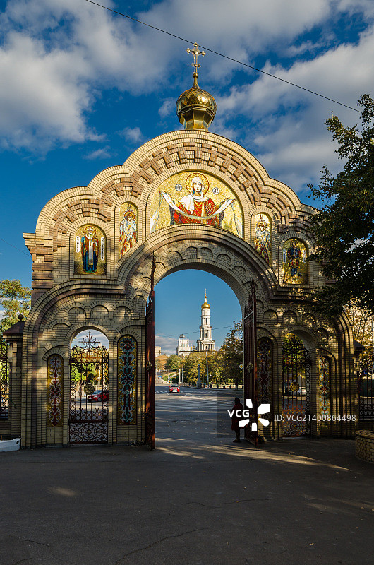 圣报喜大教堂的大门。哈尔科夫。图片素材
