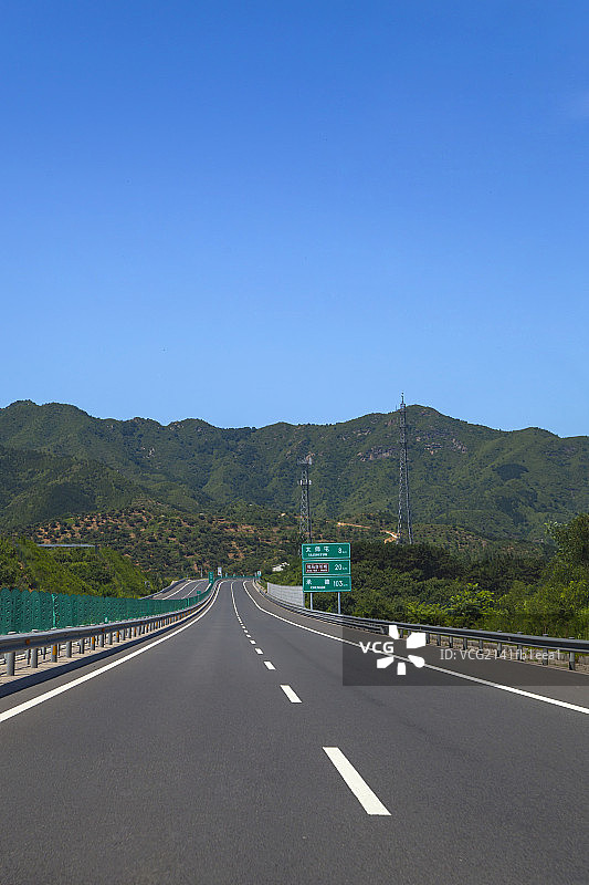 平坦干净的高速公路图片素材