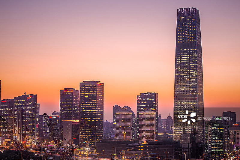 北京国贸CBD建筑群夜景图片素材