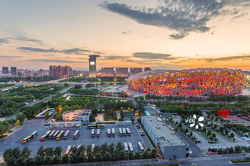 北京鸟巢夜景图片素材