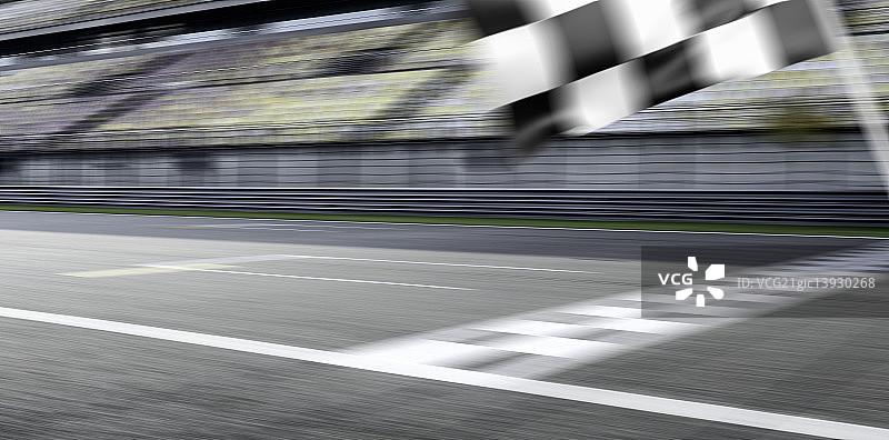 上海F1赛道速度特效方格旗和终点线图片素材