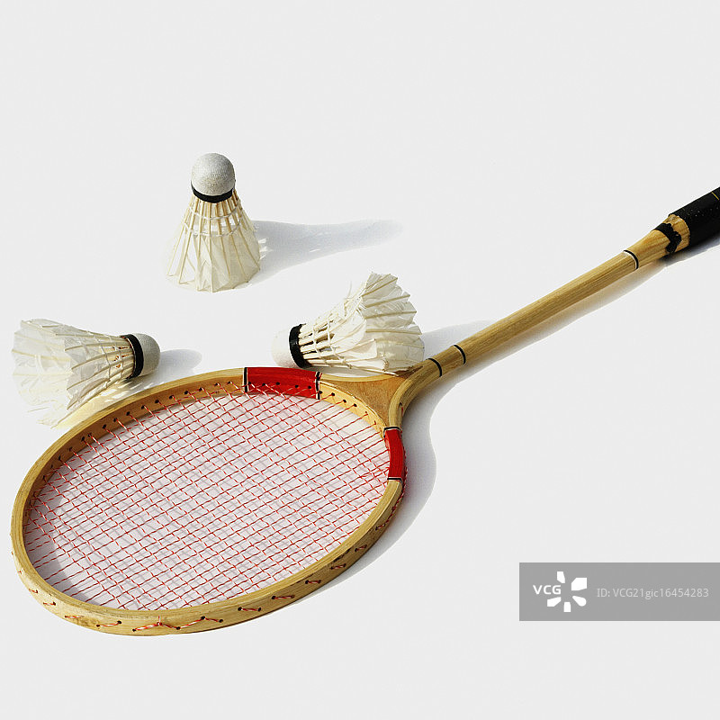 羽毛球、球拍和羽毛球图片素材