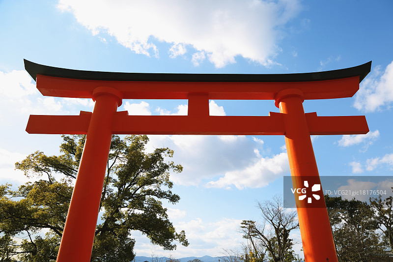 日本京都富见稻见神社的鸟居门图片素材