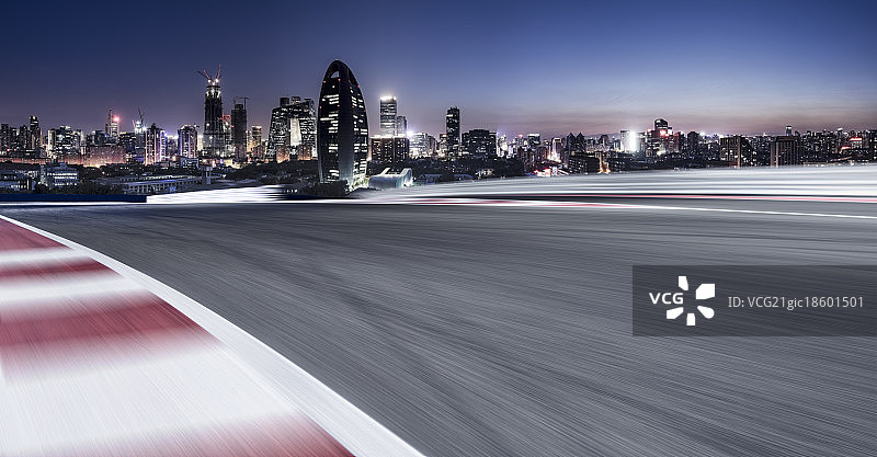 F1赛道运动模糊速度特效和北京CBD繁华夜景图片素材