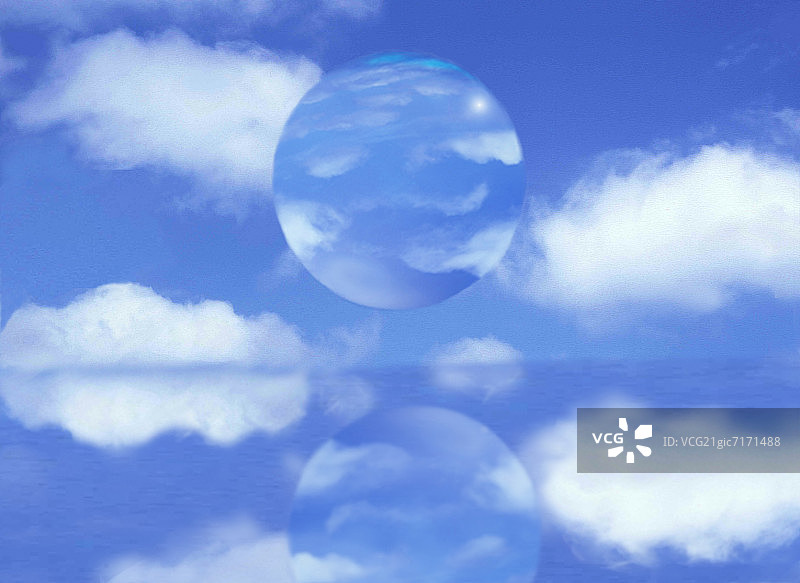 在多云的天空中漂浮的球体图片素材