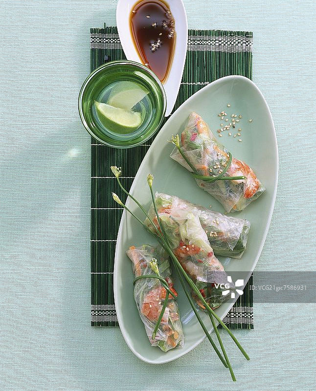 亚洲米纸虾卷图片素材