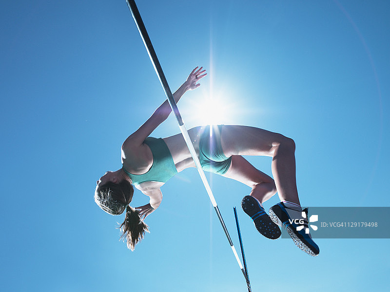 女子跳高运动员图片素材