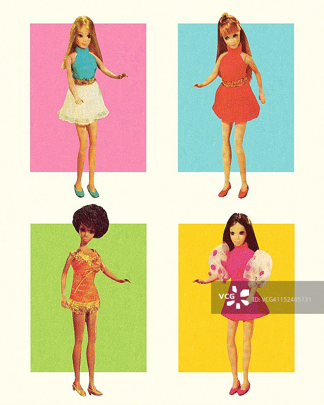 四个不同的时尚娃娃图片素材