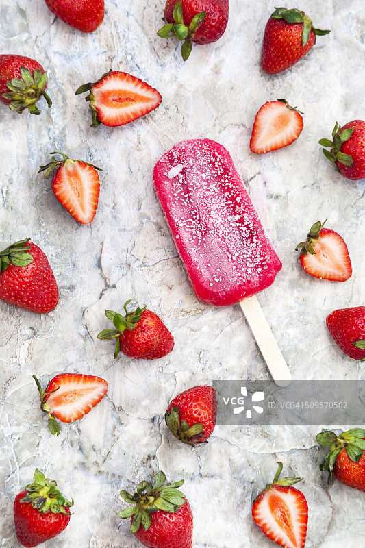 草莓冰棒图片素材