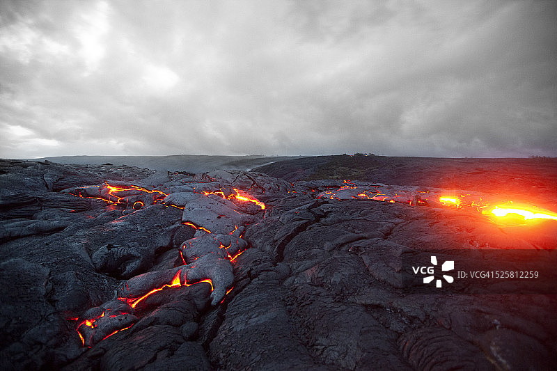 基卢厄火山熔岩流动图片素材