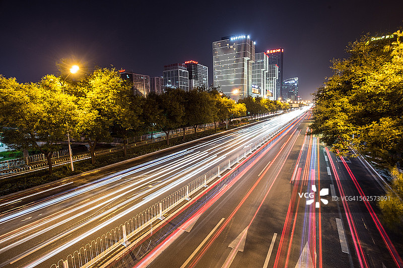 北京夜间交通图片素材