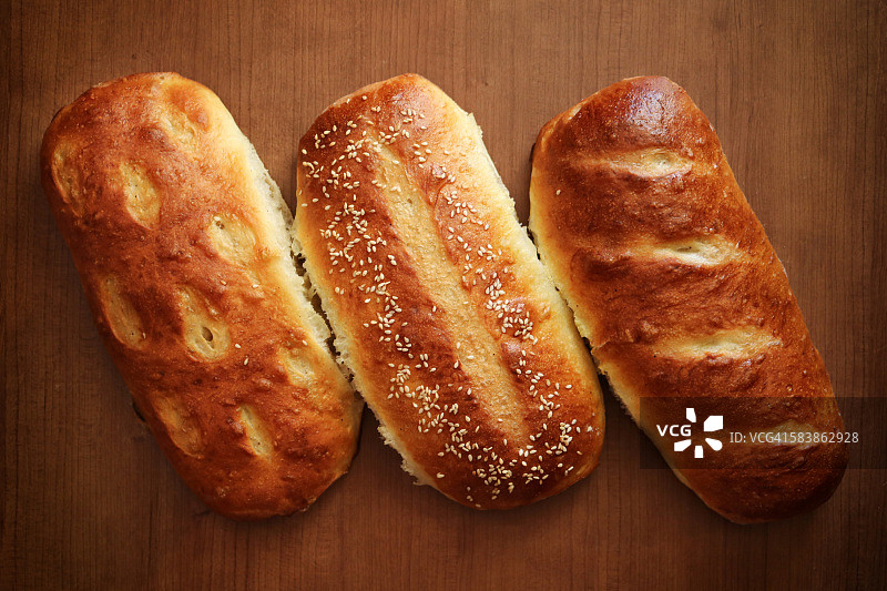 三。自制的法式乡村面包图片素材