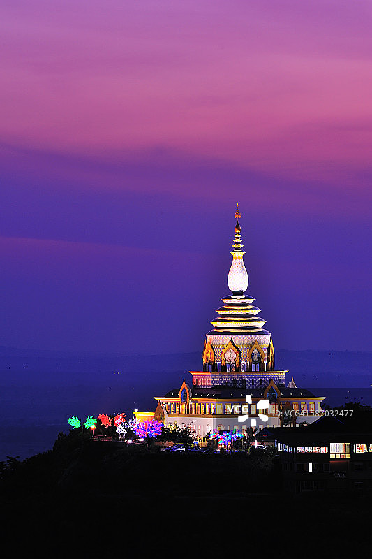 那座Wat Thaton玻璃宝塔图片素材