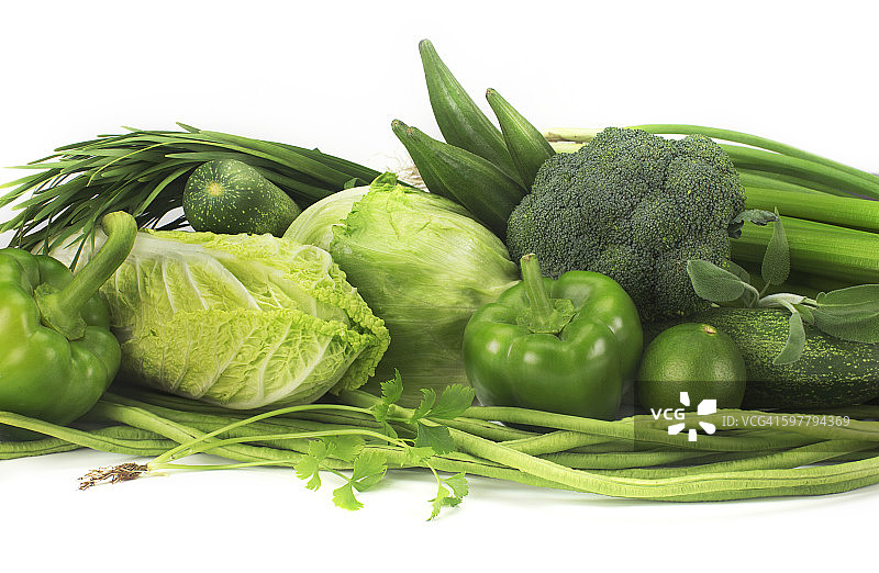 白色背景上的绿色蔬菜图片素材